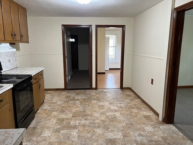 321 Main St unit 2, Indian Orchard, MA 01151 - photo 6