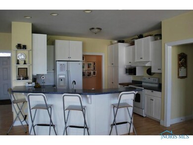 308 Schlatter Rd, Archbold, OH 43502 - photo 4