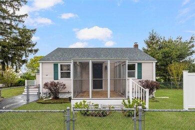 131 Morse Ave, Warwick, RI 02886 - photo 2