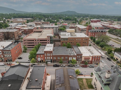 38 Kingman St, Saint Albans, VT 05478 - photo 4