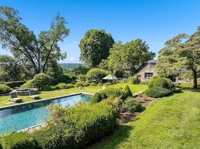 99 Quaker Bridge Rd, Croton On Hudson, NY 10520 - photo 5