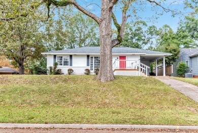 1703 Robinson St, Natchez, MS 39120 - photo 2