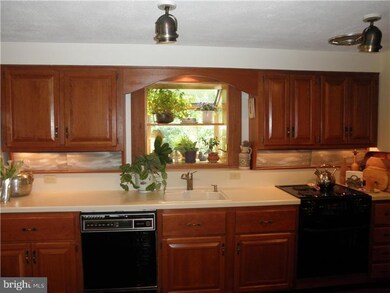 146 Pearlcroft Rd, Cherry Hill, NJ 08034 - photo 4