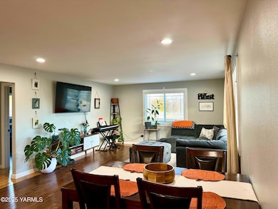 110 Ladybug Ln, Moxee, WA 98936 - photo 5