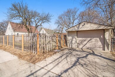 23400 Rosewood St, Oak Park, MI 48237 - photo 3