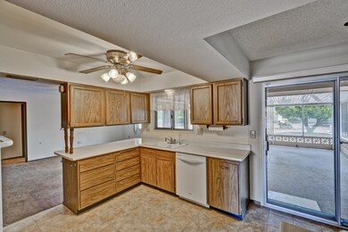 Kitchen | Arizona Room