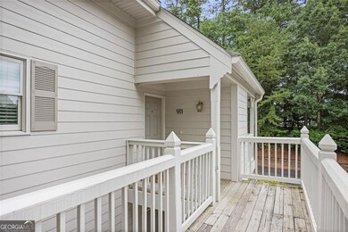 911 Hollyfax Cir NE, Atlanta, GA 30328 - photo 6