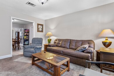 LR toward Dining
