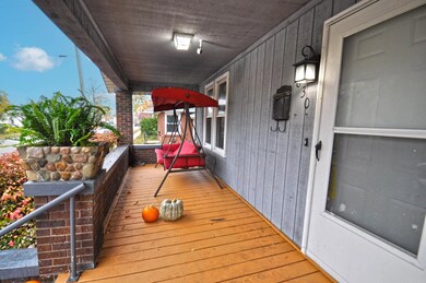 830 W Franklin St, Elkhart, IN 46516 - photo 4