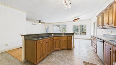 396 Baker Ln, Cadiz, KY 42211 - photo 7