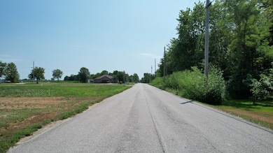 22705 Marysville Rd, Marysville, IN 47141 - photo 3