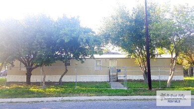 416 Apollo Cir E, Donna, TX 78537 - photo 2