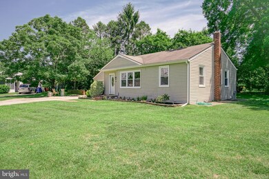 518 Lakeview Dr, Swedesboro, NJ 08085 - photo 3