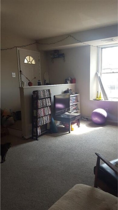 4415 Main St unit 3R, Philadelphia, PA 19127 - photo 2