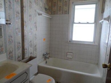 859 Binns Blvd, Columbus, OH 43204 - photo 4