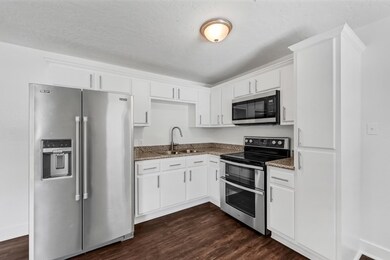 64 Burbank St unit A, Houston, TX 77076 - photo 4