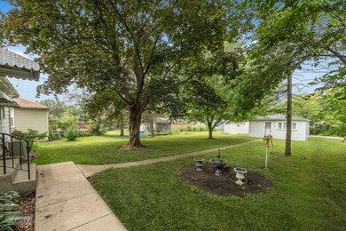 955 N Sleight St, Naperville, IL 60563 - photo 5