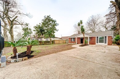 6632 Goforth St, Houston, TX 77021 - photo 2