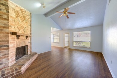 8010 Western Trail Dr, Houston, TX 77040 - photo 4