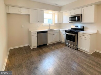 108 Robins Run W, Swedesboro, NJ 08085 - photo 7