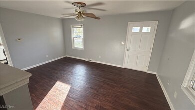 4069 Gary Ave unit 4071, Lorain, OH 44055 - photo 3