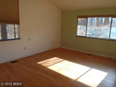 16310 Lea Dr, Bowie, MD 20715 - photo 4