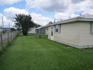 105 E 13th St, Larose, LA 70373 - photo 5