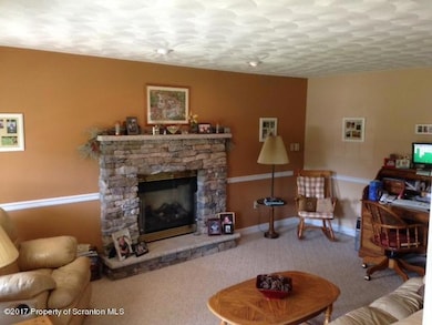 8 Green Briar Dr, Spring Brook Township, PA 18444 - photo 3