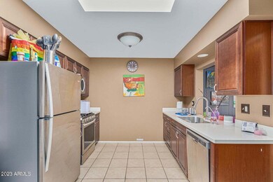 14007 N Newcastle Dr, Sun City, AZ 85351 - photo 3