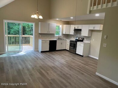 210 Pheasant Run, Lehman Township, PA 18324 - photo 4