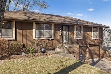 11142 Spring Valley Rd, Kansas City, MO 64134 - photo 3