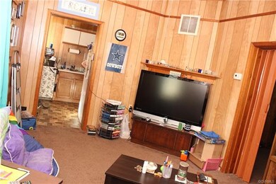 255 W Magnolia Ave, West Point, VA 23181 - photo 4