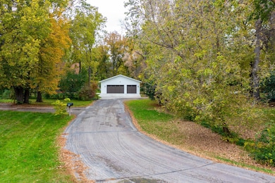 7411 Elm Ct, Horace, ND 58047 - photo 2