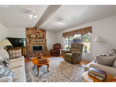 16660 Brown Rd, Dallas, OR 97338 - photo 6