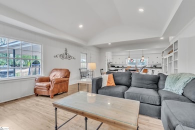 105 Barksdale Cir, Laurens, SC 29360 - photo 6