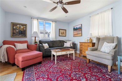 31 Harrison Ave, Newport, RI 02840 - photo 4