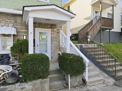 705 Hampton St, Scranton, PA 18504 - photo 7