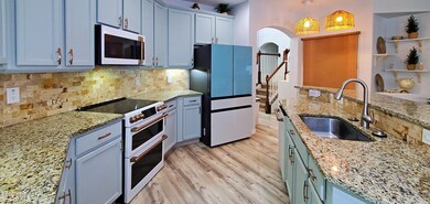 04 Kitchen