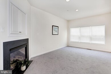 10208 Pembroke Green Place unit 96, Columbia, MD 21044 - photo 5