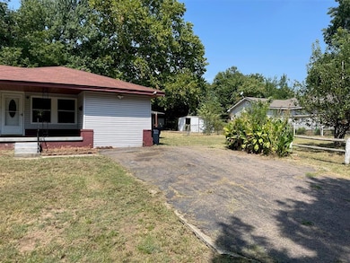 210 N Roosevelt Ave, Shawnee, OK 74801 - photo 5