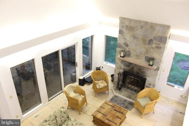 327 Wintergreen Way, Berkeley Springs, WV 25411 - photo 7