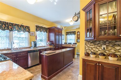 222 Adelaide Ave, Providence, RI 02907 - photo 4