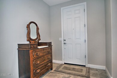 7802 W Stony Quail Way-large-004-003-Ent