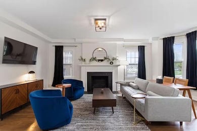 2281 Atkinson St, Detroit, MI 48206 - photo 4