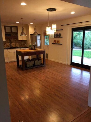 Breakfast Nook