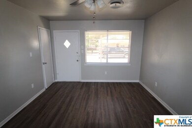 2402 Live Oak Dr, Copperas Cove, TX 76522 - photo 3