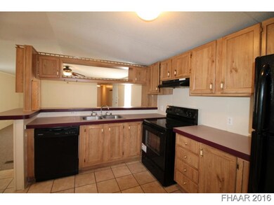 731 Flintrock Dr, Copperas Cove, TX 76522 - photo 4