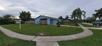 201 NE Solida Cir, Port Saint Lucie, FL 34983 - photo 3