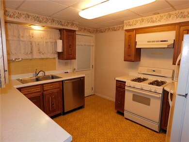 206 Meadville St, Edinboro, PA 16412 - photo 3