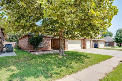 11901 SW 17th St, Yukon, OK 73099 - photo 2